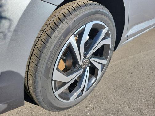 2025 Volkswagen Jetta 1.5T SEL