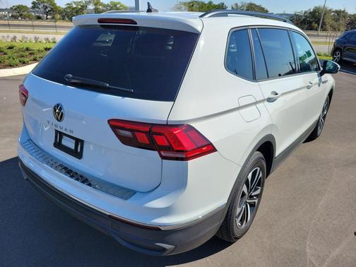 2023 Volkswagen Tiguan 2.0T S