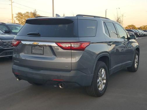 2019 Chevrolet Traverse LT Cloth