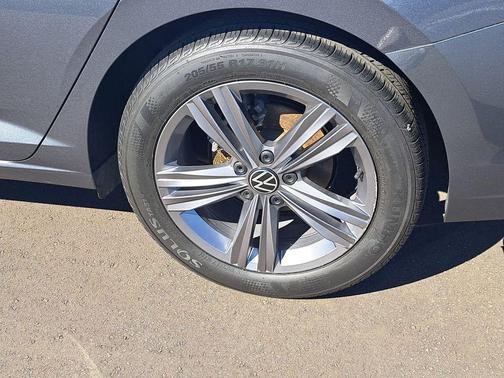 2022 Volkswagen Jetta 1.5T SE