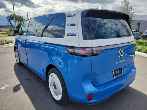2025 Volkswagen ID. Buzz 1st Edition