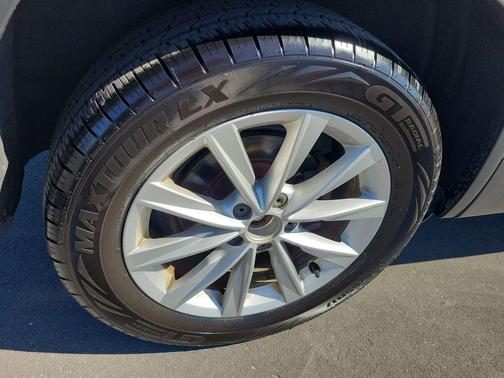 2018 Volkswagen Tiguan Limited 2.0T