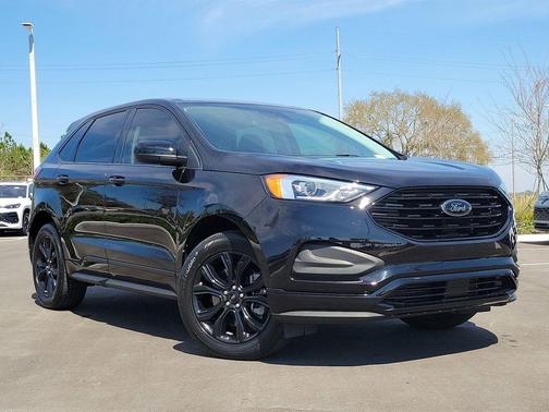 2023 Ford Edge SE