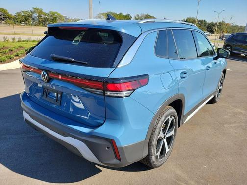 2025 Volkswagen Tiguan 2.0T SE