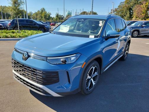 2025 Volkswagen Tiguan 2.0T SE