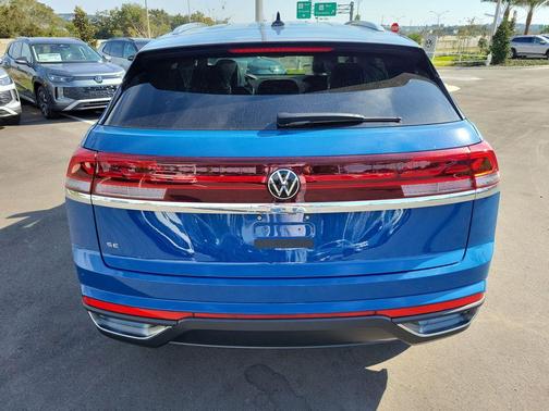 2026 Volkswagen Atlas Cross Sport 2.0T SE