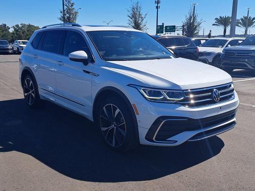 2022 Volkswagen Tiguan 2.0T SEL R-Line