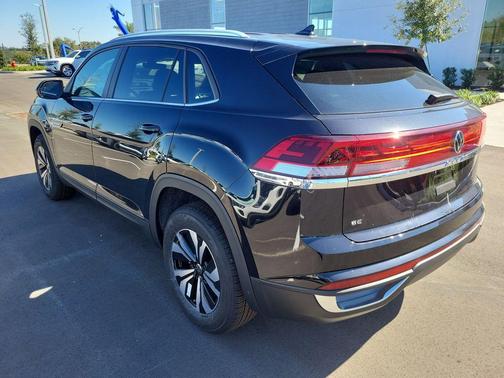 2026 Volkswagen Atlas Cross Sport 2.0T SE