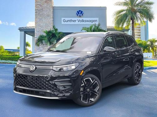 2025 Volkswagen Tiguan 2.0T SEL R-Line