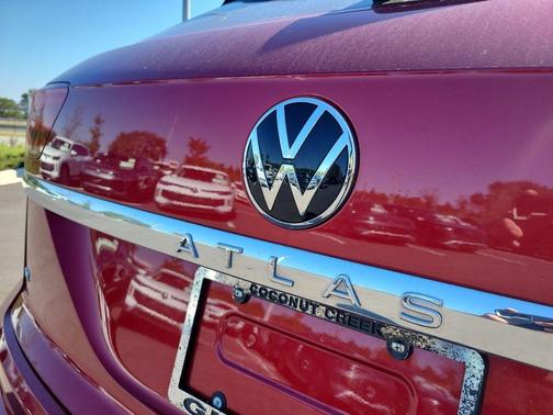 2021 Volkswagen Atlas Cross Sport 2.0T SE w/Technology