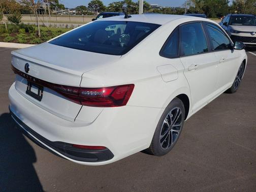 2025 Volkswagen Jetta 1.5T Sport