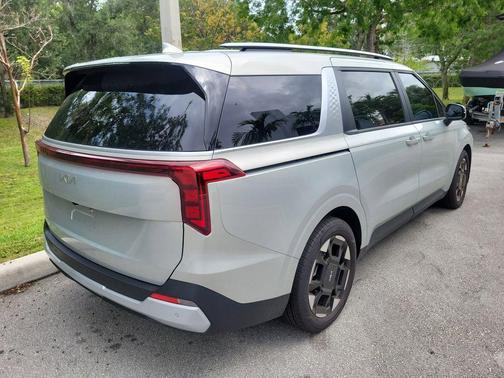 Ivory Silver 2026 Kia Carnival EX