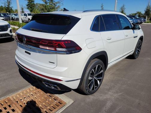 2026 Volkswagen Atlas Cross Sport 2.0T SEL Premium R-Line