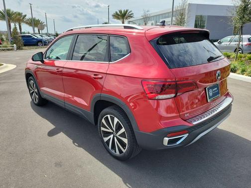2023 Volkswagen Taos 1.5T SE