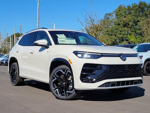 2026 Volkswagen Tiguan 2.0T SEL R-Line