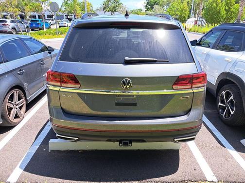 2022 Volkswagen Atlas 3.6L SE w/Technology