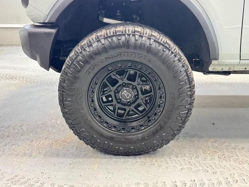 2022 Ford Bronco Base 4-Door