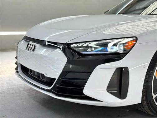 2024 Audi RS e-tron GT GT quattro