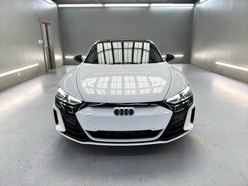 2024 Audi RS e-tron GT GT quattro