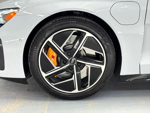 2024 Audi RS e-tron GT GT quattro