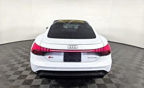 2024 Audi RS e-tron GT GT quattro