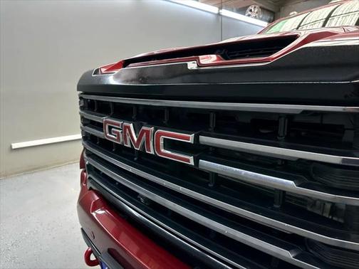 2023 GMC Sierra 2500 AT4