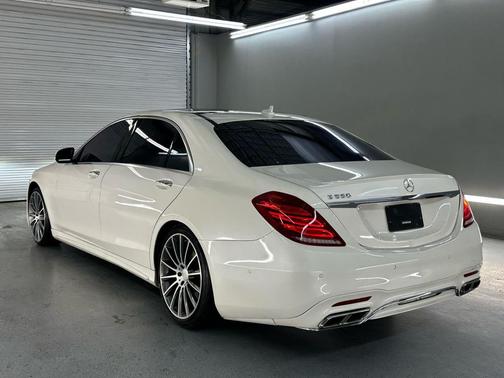 2016 Mercedes-Benz S-Class S550