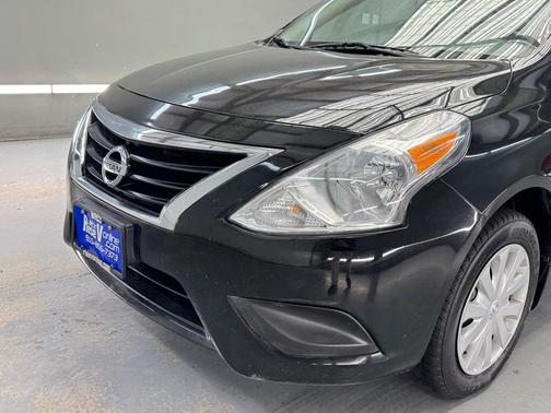 2019 Nissan Versa 1.6 S+