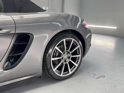 2019 Porsche 718 Boxster Base 2D Roadster