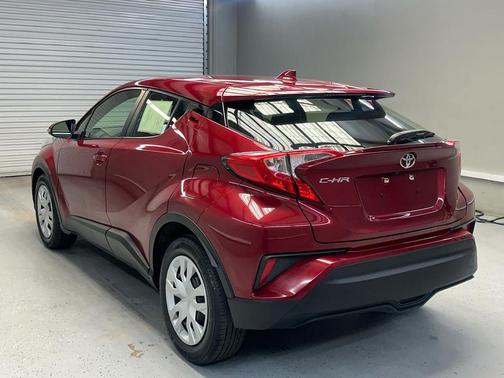 2019 Toyota C-HR LE
