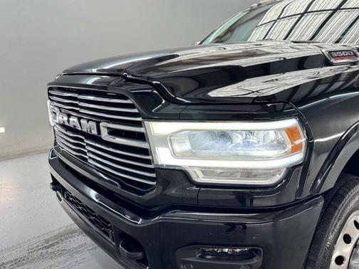 2021 RAM 3500 Laramie Crew Cab LWB 4WD DRW