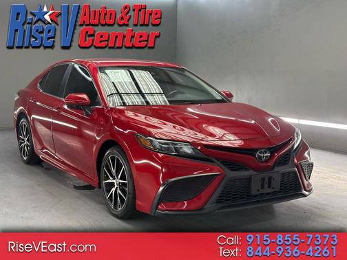 2022 Toyota Camry SE