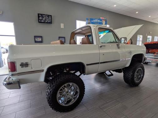 1987 Chevrolet Blazer Base