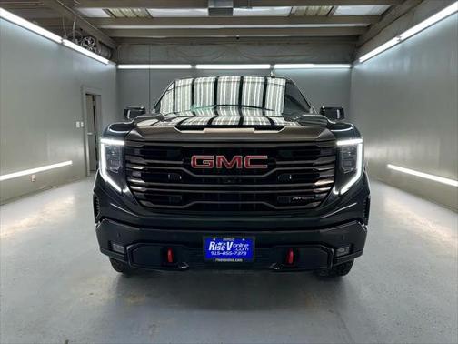 2022 GMC Sierra 1500 AT4X