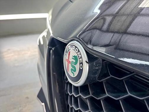 2022 Alfa Romeo Giulia Ti