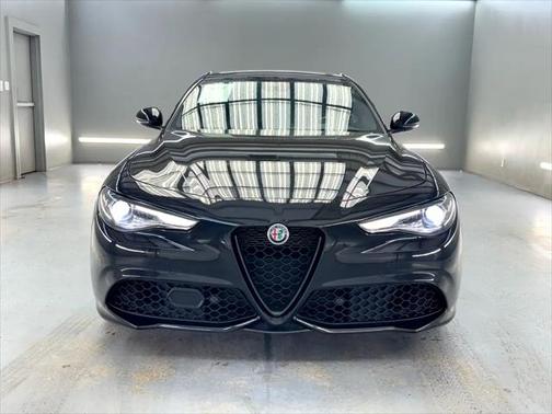 2022 Alfa Romeo Giulia Ti