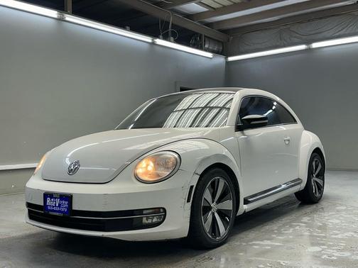 2012 Volkswagen Beetle Base
