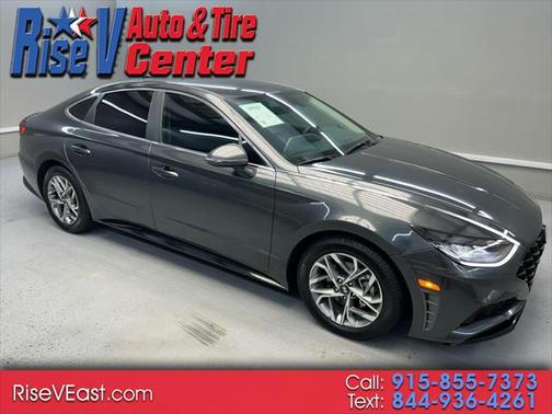 2022 Hyundai SONATA SEL