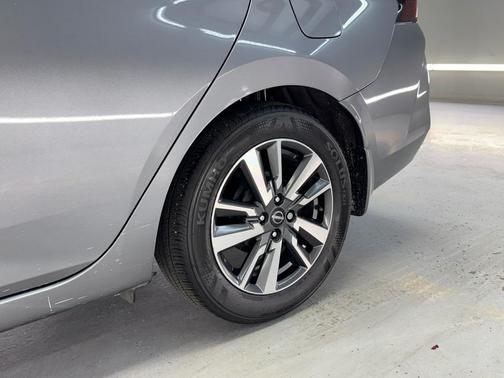 2024 Nissan Versa 1.6 S