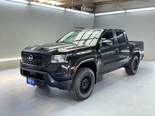 2022 Nissan Frontier S