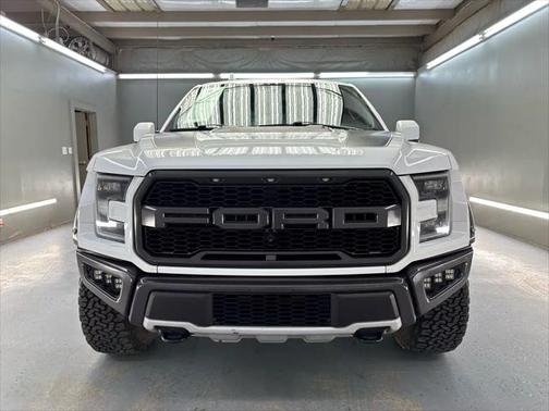 2020 Ford F-150 Raptor SuperCrew 4WD