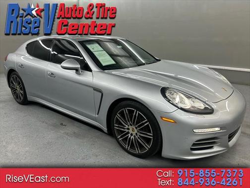 2016 Porsche Panamera 4