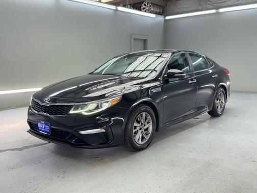 2020 Kia Optima LX
