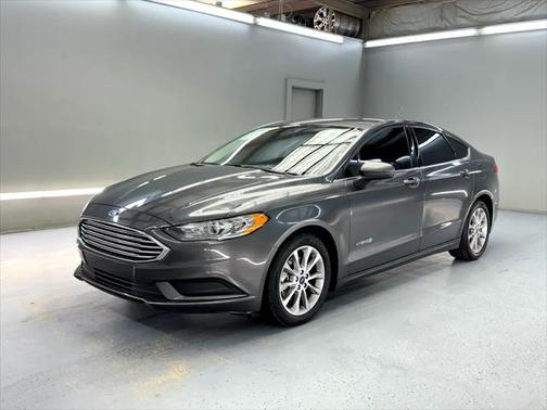 2017 Ford Fusion Hybrid SE
