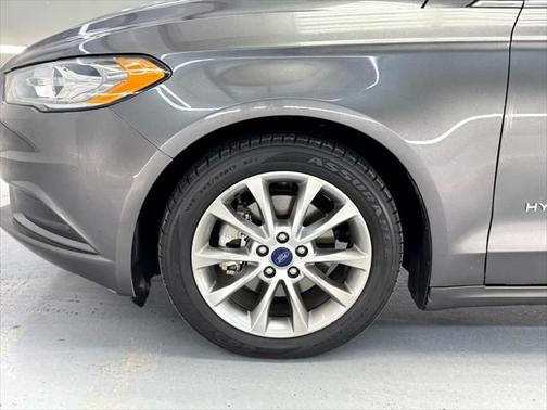 2017 Ford Fusion Hybrid SE