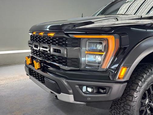 2023 Ford F-150 Raptor SuperCrew 4WD