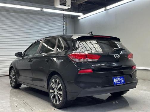 2018 Hyundai Elantra GT Base