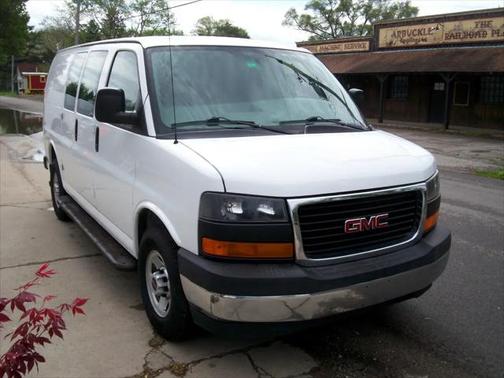 2017 GMC Savana 2500 Work Van