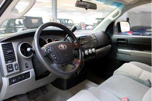 2011 Toyota Tundra Grade
