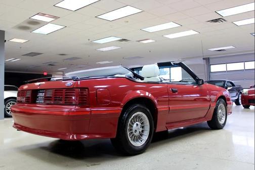 1987 Ford Mustang GT